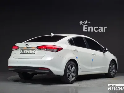 2018 Kia K3 Trendy, фото 2, лот 11138477