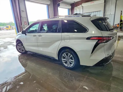 2024 TOYOTA SIENNA PLATINUM 7-PASSENGER, фото 2, лот 10583175