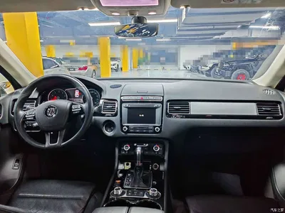 2017 Volkswagen Touareg 3.0TSI Explorer Edition, фото 4, лот 10391753
