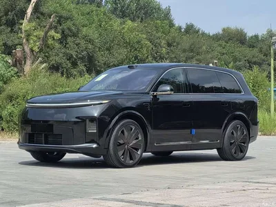 2026 Li Auto Li Xiang L9 Base Model, фото 1, лот 10825575