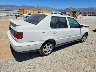 1998 VOLKSWAGEN JETTA WOLFSBURG, фото 3, лот 10972000