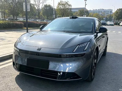 2025 Lynk & Co Z10 95kWh 702km AWD Smart Drive Ultra, фото 1, лот 11214416