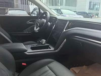 2024 Hongqi HS7 PHEV 2.0T PHEV 4WD Flagship Edition 6-seater, фото 4, лот 10304121
