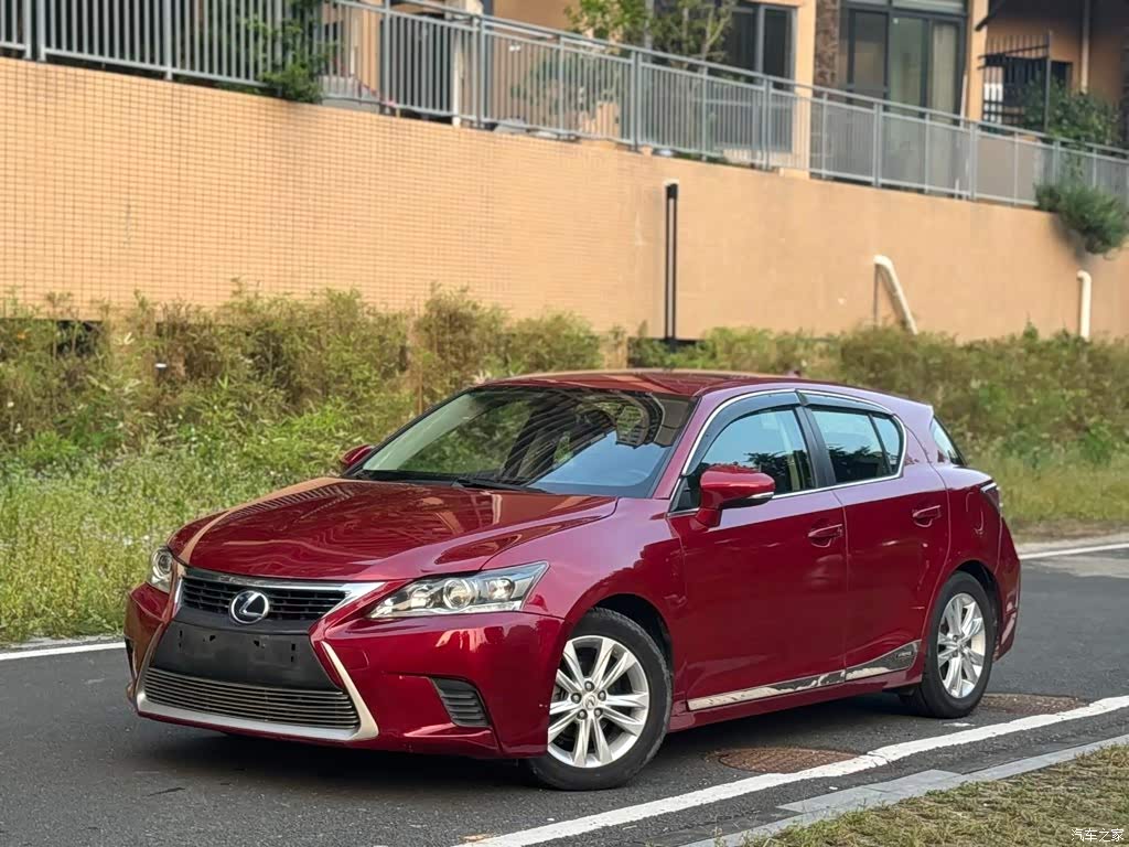 2014 Lexus CT CT200h Elite Monochrome, фото 1, лот 11191362