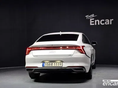 2024 Kia K8 Signature, фото 4, лот 10215076