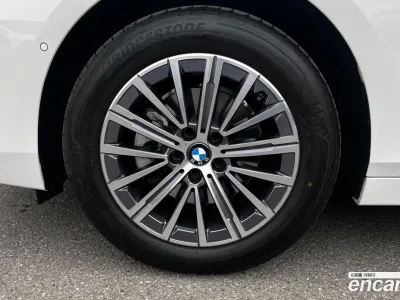2025 BMW 2-Series 218d Luxury, фото 4, лот 10036646