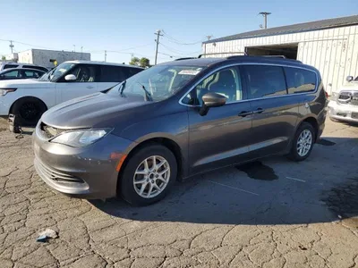 2020 CHRYSLER VOYAGER LXI, фото 1, лот 10901438