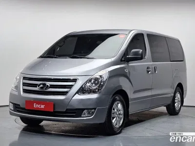 2017 Hyundai Starex 3-Seater VAN, фото 1, лот 10161299