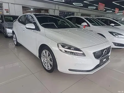 2018 Volvo V40 T3 R-Design Edition, фото 4, лот 11242898