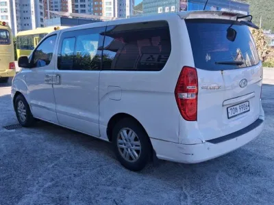 2017 Hyundai Starex 12-Seater Wagon, фото 2, лот 10164217