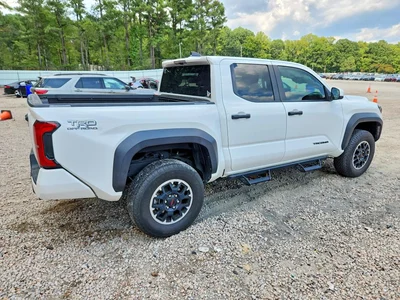 2024 TOYOTA TACOMA TRD OFF-ROAD, фото 3, лот 10504876