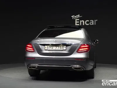 2019 Mercedes-Benz E-Class E300 Avantgarde, фото 4, лот 11264452