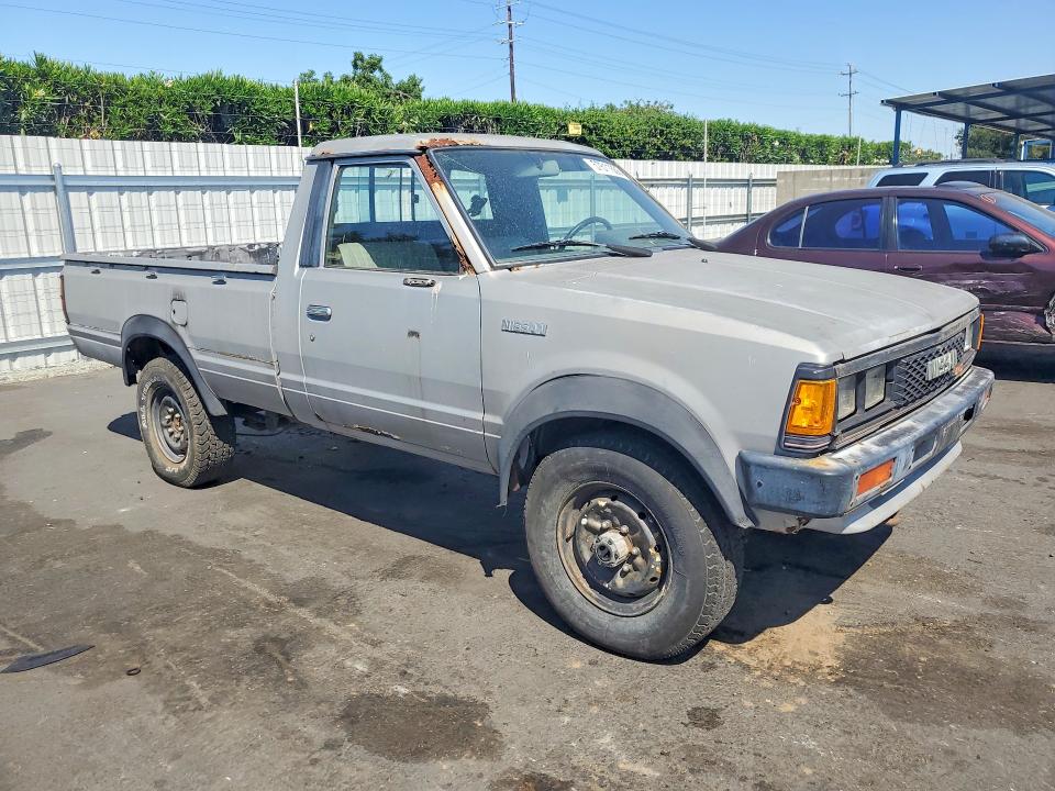 1984 DATSUN 720 LONG BED 4X4, фото 4, лот 10969295