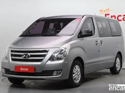 2016 Hyundai Starex 12-Seater Wagon, фото 1, лот 10160975