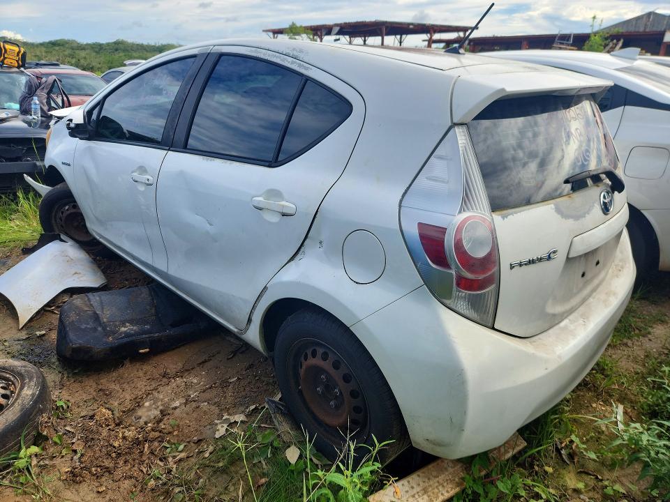 2013 TOYOTA PRIUS C ONE, фото 2, лот 10577080