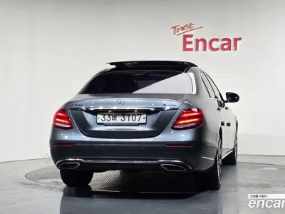 2017 Mercedes-Benz E-Class E400 4MATIC Exclusive, фото 4, лот 10167469
