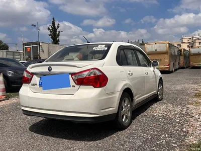 2015 Venucia D50 1.6L Manual Luxury, фото 4, лот 11153752