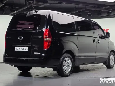 2019 Hyundai Starex Van 3-Seater, фото 2, лот 10403434