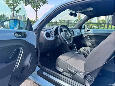 2013 Volkswagen Beetle 1.4TSI Comfort, фото 4, лот 10474236