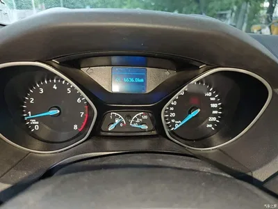 2017 Ford Focus Sedan 1.6L Manual Comfort Smart Edition, фото 4, лот 10283682