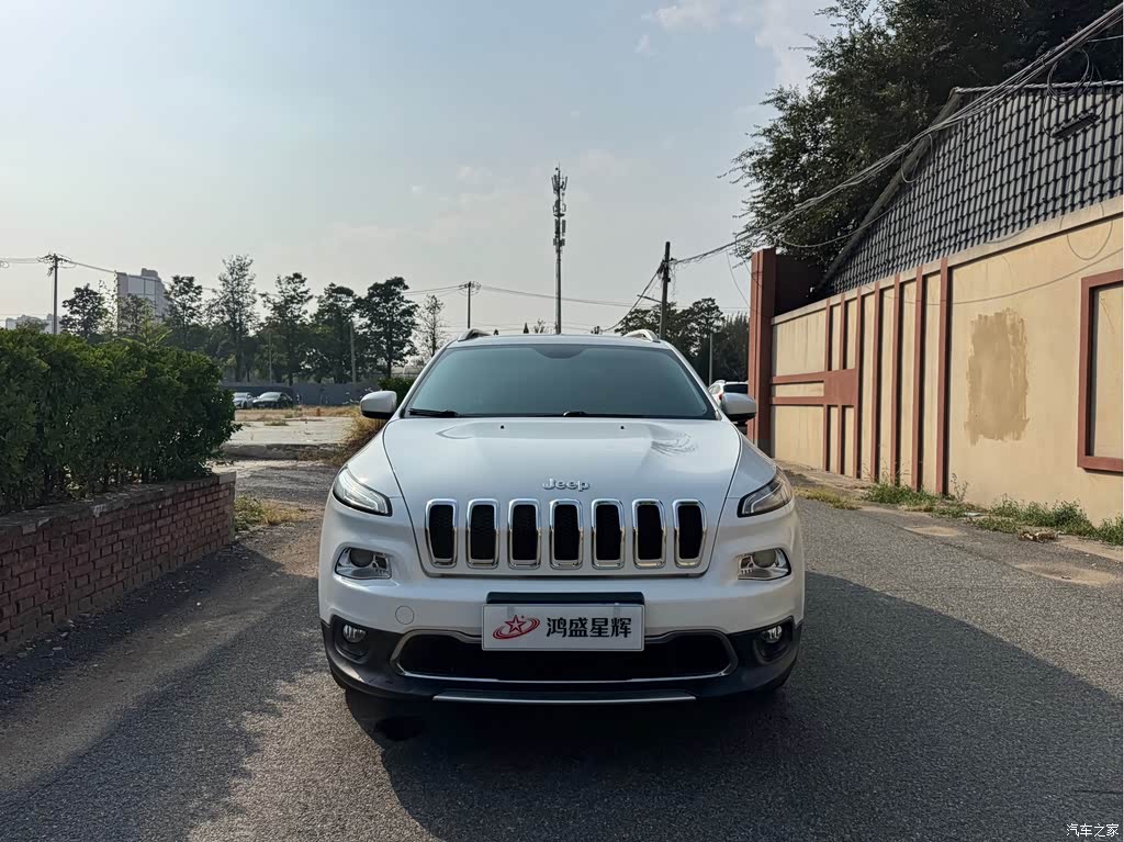 2017 Jeep Cherokee 2.4L Leading Smart Edition, фото 2, лот 11215505