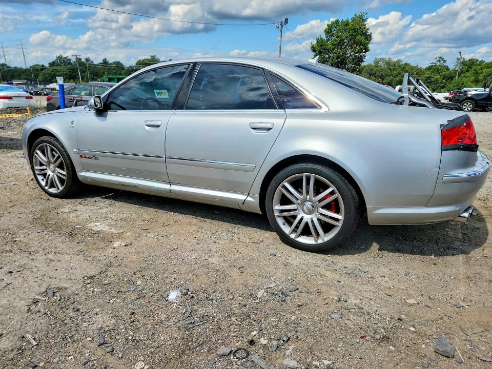 2007 AUDI S8 QUATTRO, фото 2, лот 10857557