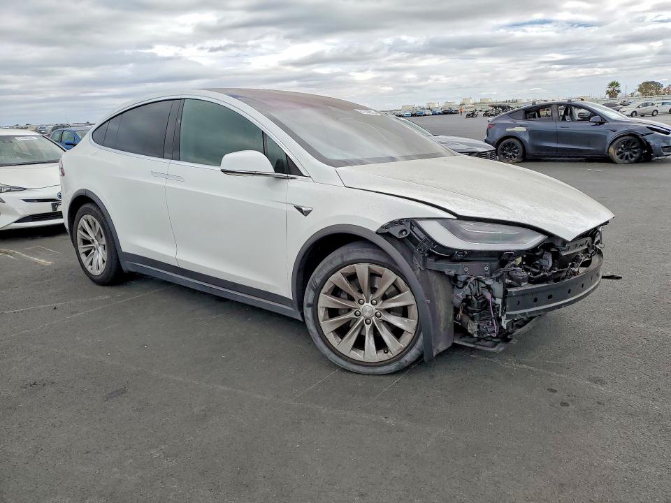 2018 TESLA MODEL X, фото 4, лот 11210277