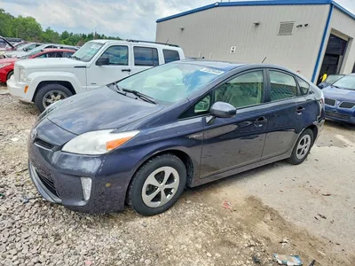 2012 TOYOTA PRIUS TWO, фото 1, лот 10553016