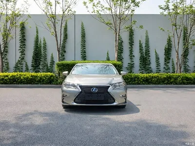 2015 Lexus ES 300h Comfort Edition, фото 2, лот 10312624