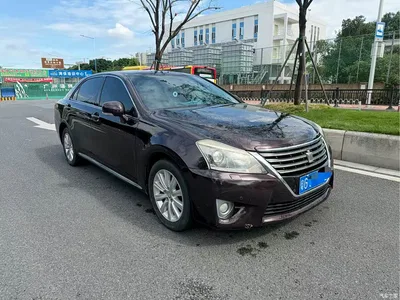 2012 Toyota Crown 2.5L Royal Leather Edition, фото 3, лот 10292903