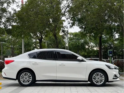2021 Ford Focus Sedan EcoBoost 180 Auto Trend, фото 4, лот 10292953