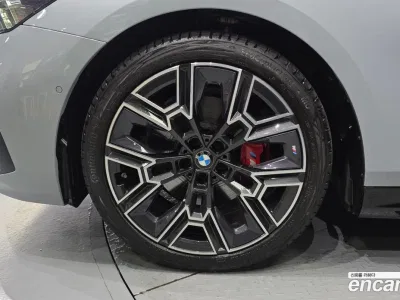 2026 BMW 5-Series 530i xDrive M Sport Pro Special Edition, фото 4, лот 10193462
