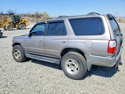 2001 TOYOTA 4RUNNER SR5, фото 2, лот 10981447