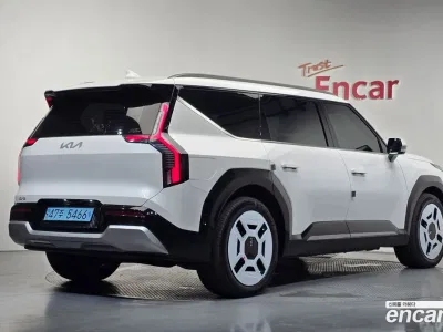 2024 Kia EV9 Long Range 4WD, фото 2, лот 10226712