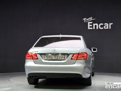 2014 Mercedes-Benz E-Class E200 Elegance, фото 4, лот 10177641