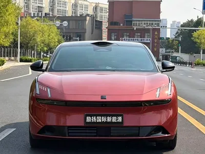 2025 Lynk & Co Z10 95kWh 702km 4WD Halo, фото 2, лот 10314027