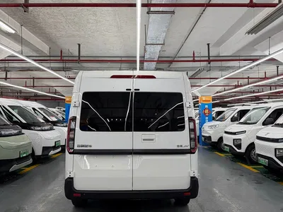 2024 Yuan Cheng Farizon Super VAN Model Smart Wealth Edition Short Wheelbase Medium Roof 83kWh, фото 4, лот 11644528