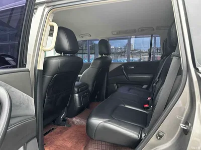 2018 Nissan Patrol 4.0L Leadership, фото 4, лот 10340263
