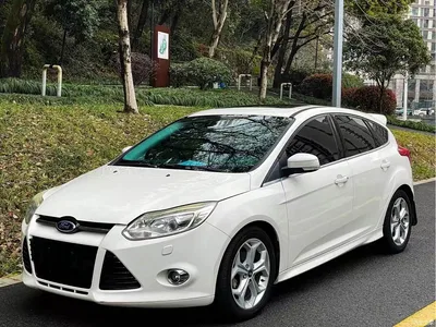 2012 Ford Focus Hatchback 2.0L Automatic Luxury Sport, фото 2, лот 11222895
