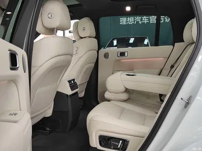 2025 Li Auto L7 Max Smart Renewal Edition, фото 2, лот 10445431