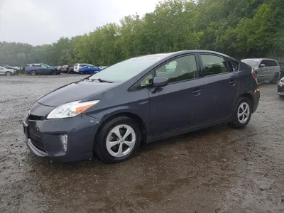2012 TOYOTA PRIUS TWO, фото 1, лот 10527415