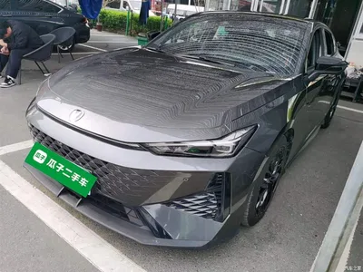 2024 Changan UNI-V 1.5T Deluxe, фото 2, лот 10257401