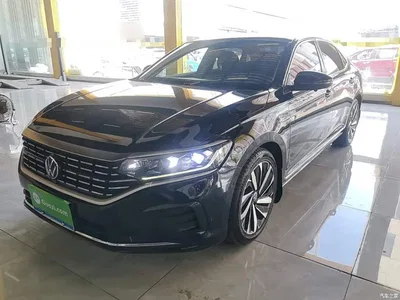 2022 Volkswagen Passat 330TSI Luxury Edition, фото 2, лот 10440240