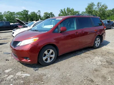 2012 TOYOTA SIENNA LE, фото 1, лот 10546675