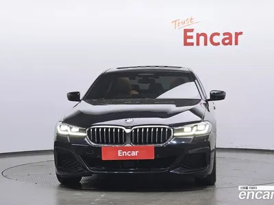 2022 BMW 5-Series 520i M Sport, фото 2, лот 10060744