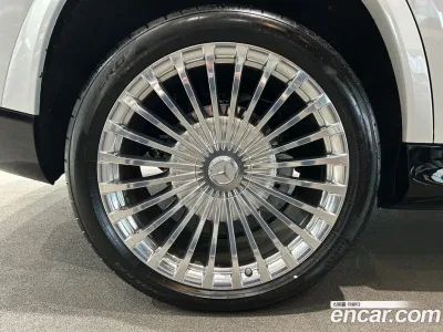 2025 Mercedes-Benz GLS-Class Maybach GLS600 4MATIC, фото 4, лот 10069286