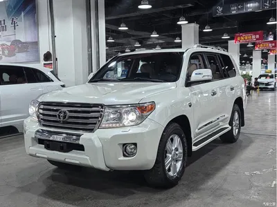 2015 Toyota Land Cruiser (Import) 4.6L V8 Middle East Limited Edition, фото 2, лот 10317982
