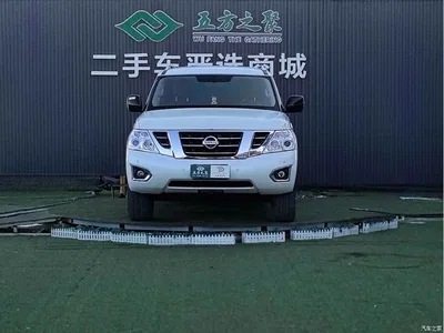 2017 Nissan Patrol 4.0L SE Middle East Edition, фото 2, лот 10456016