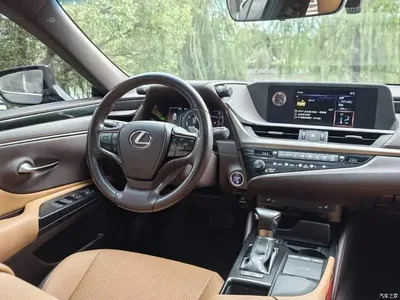 2020 Lexus ES Model 300h Excellence Edition, фото 3, лот 10405272