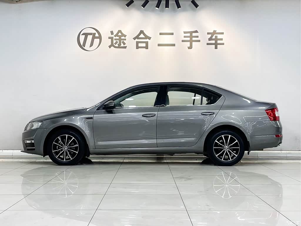 2017 Škoda Octavia TSI280 DSG ZhiXing, фото 3, лот 11228418